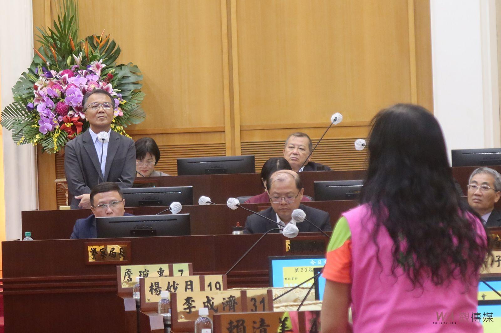 （有影片）／校園安全是否有漏洞？男子闖入高中校園4樓女廁　嚇壞學生 - https://www.watchmedia01.com