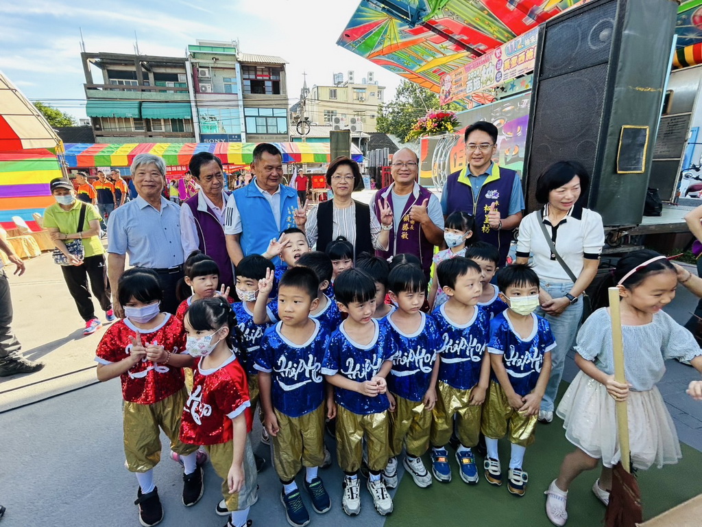 花壇鄉公所連結各界辦理西施柚節活動，促銷在地珍寶! - https://www.watchmedia01.com