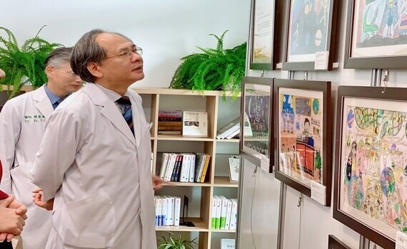 臺中榮總小陽光畫展　邀您藝起走進燒傷顏損兒的魔法世界 - https://www.watchmedia01.com
