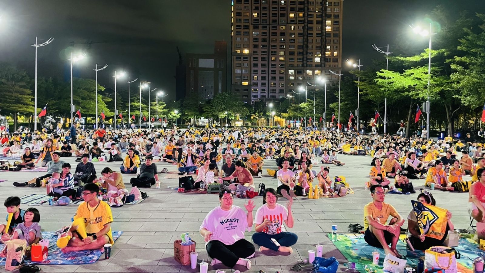 世界12強棒球賽中市府前廣場直播 「就一起」為中華隊加油！ - https://www.watchmedia01.com