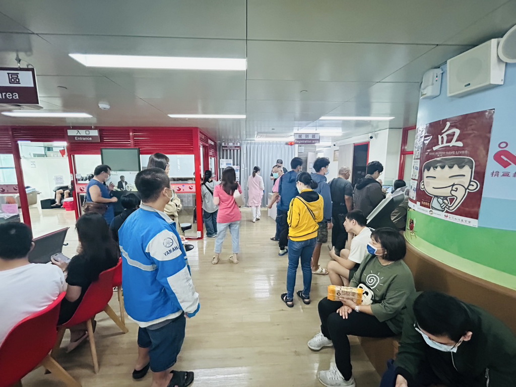 大氣魄的募血感恩禮 中區扶輪社楊志偉社長率社員身先挽袖募得血袋量衝高269袋 - https://www.watchmedia01.com
