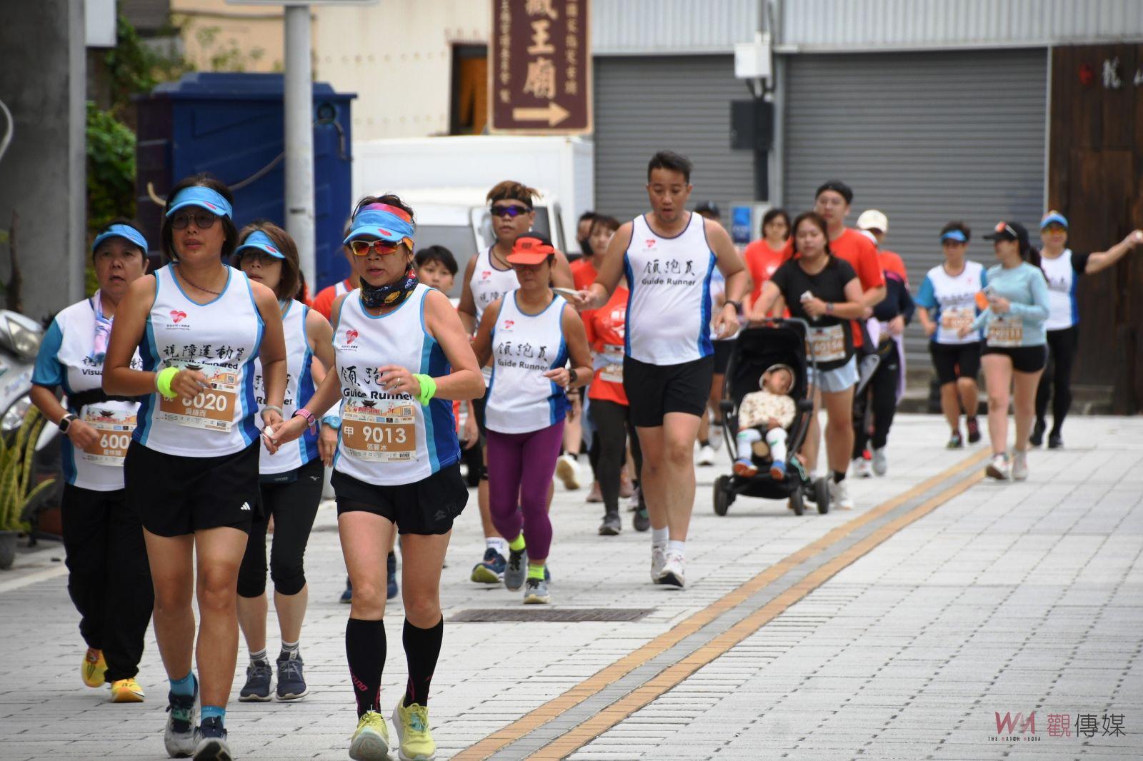 （有影片）／2024鹿港馬拉松熱鬧開跑　香港117名視障跑者勇闖賽道 - https://www.watchmedia01.com