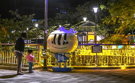 屏東四重溪溫泉季夢幻燈海吸睛　冬季光影越夜越美麗 - https://www.watchmedia01.com