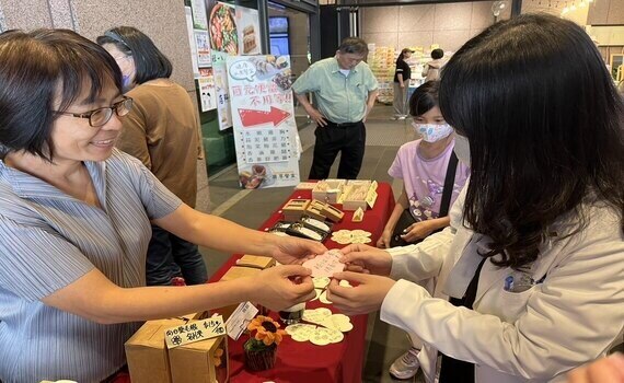 看見「德曼莎」的能力　中山附醫失智共照中心辦感恩週活動 - https://www.watchmedia01.com