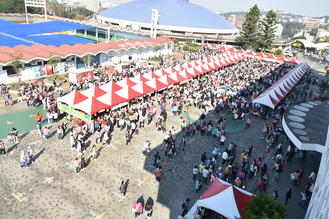 （有影片）／年終獎金不讓人失望！彰基運動會與園遊會 吸引熱鬧人潮 - https://www.watchmedia01.com