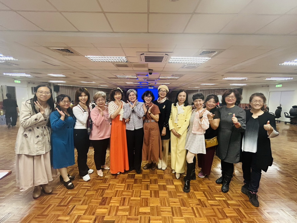 彰化縣讀書會聯合舉辦感恩茶會 表彰蔡榮美老師致力關懷社會的溫馨 - https://www.watchmedia01.com