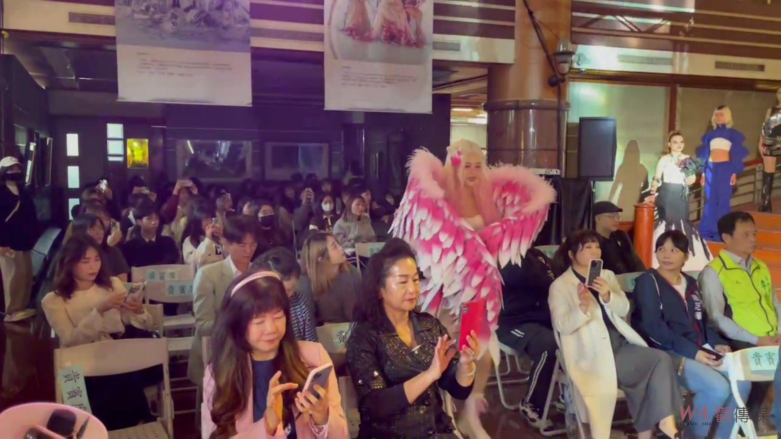（有影片）／「覺醒」　建國科大美容系畢業展　探索夢境與潛意識藝術表達 - https://www.watchmedia01.com