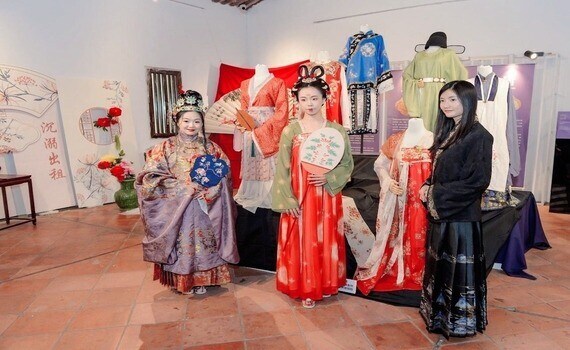 古裝品牌亮麗走秀　臺灣民俗文物館呈現「百里挑衣傳統服飾展」盛大登場 - https://www.watchmedia01.com