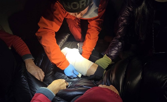 申請獨攀又釀禍！南投八通關古道4警消摸黑上山救援 - https://www.watchmedia01.com