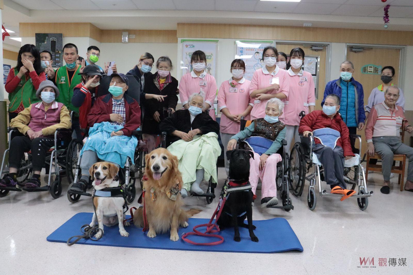 （有影片）／療癒！服務犬首度進駐彰化護理之家　長者重拾往日溫情 - https://www.watchmedia01.com