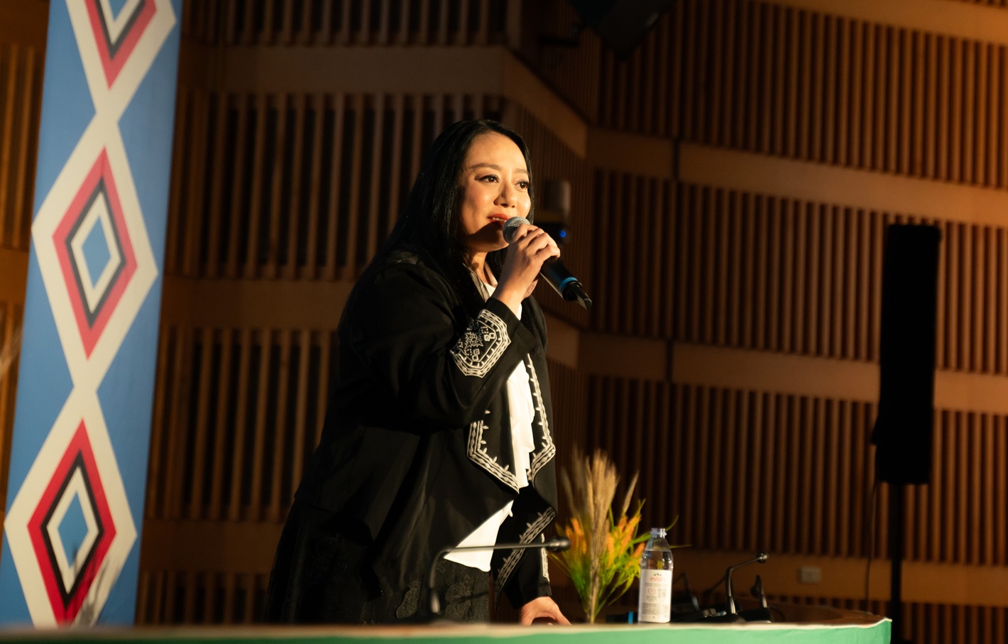 高慧君談鄒族文化之美　勉新世代重塑多元文化認同 - https://www.watchmedia01.com