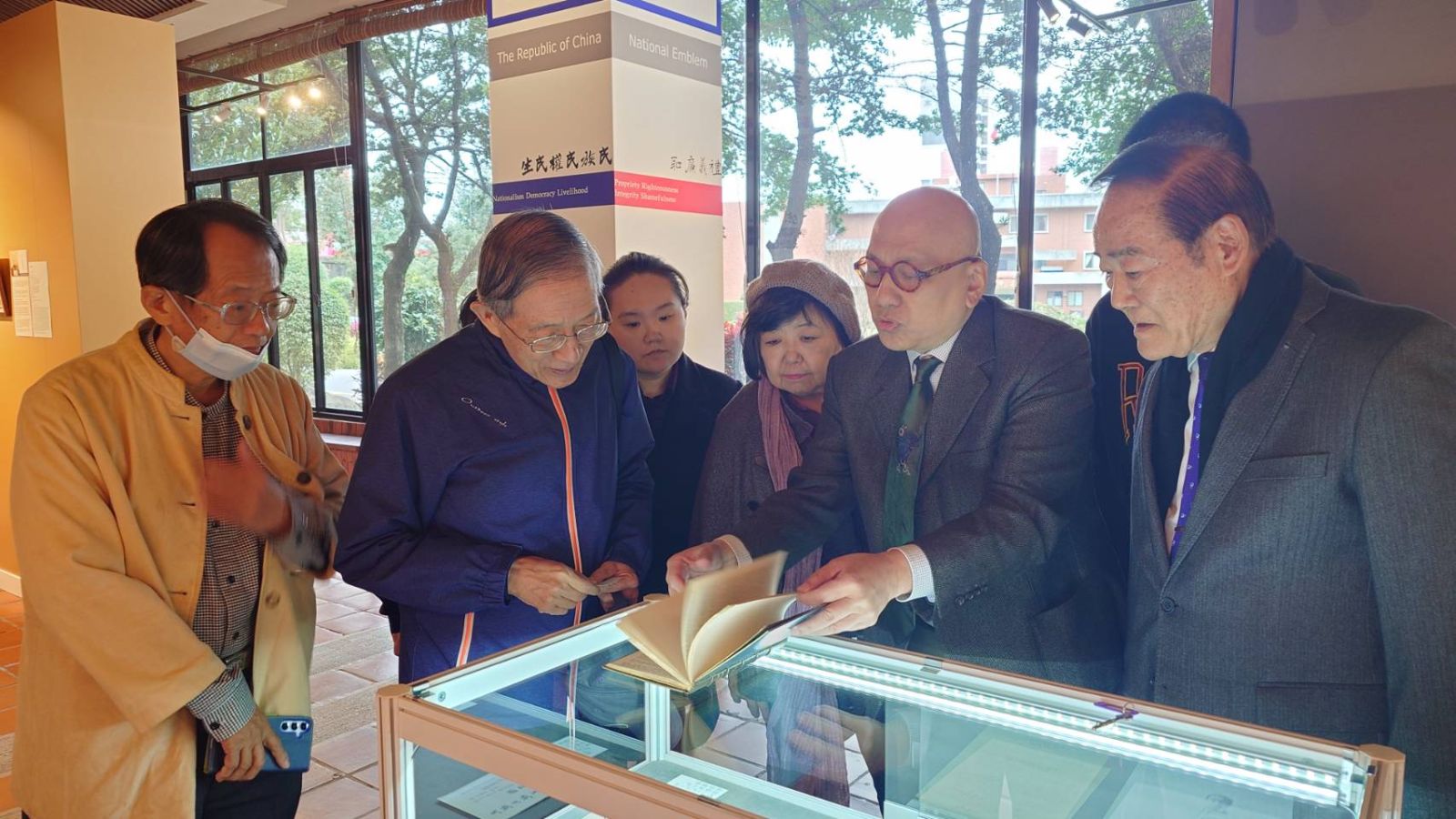 松濤社擧辦外交宿耆文物展 林永樂肯定宋緒康策展成果 - https://www.watchmedia01.com