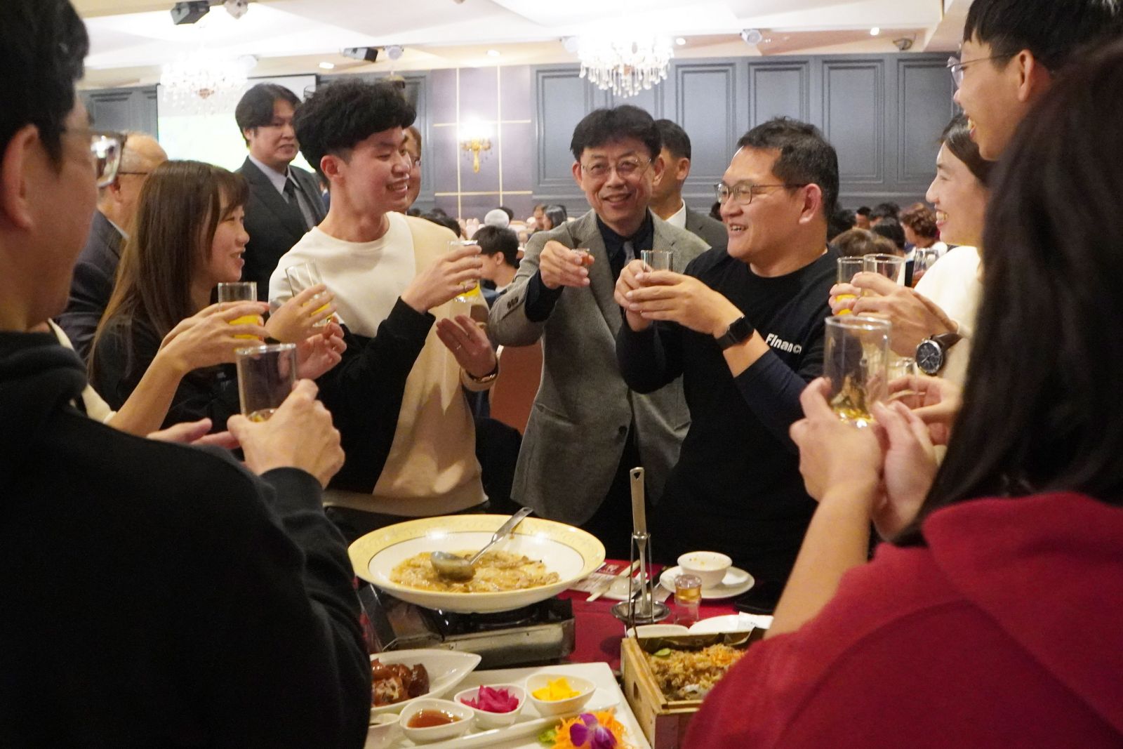 （有影片）／愛心滿滿！大葉大學舉辦35週年公益饗宴　助學捐款突破110萬 - https://www.watchmedia01.com
