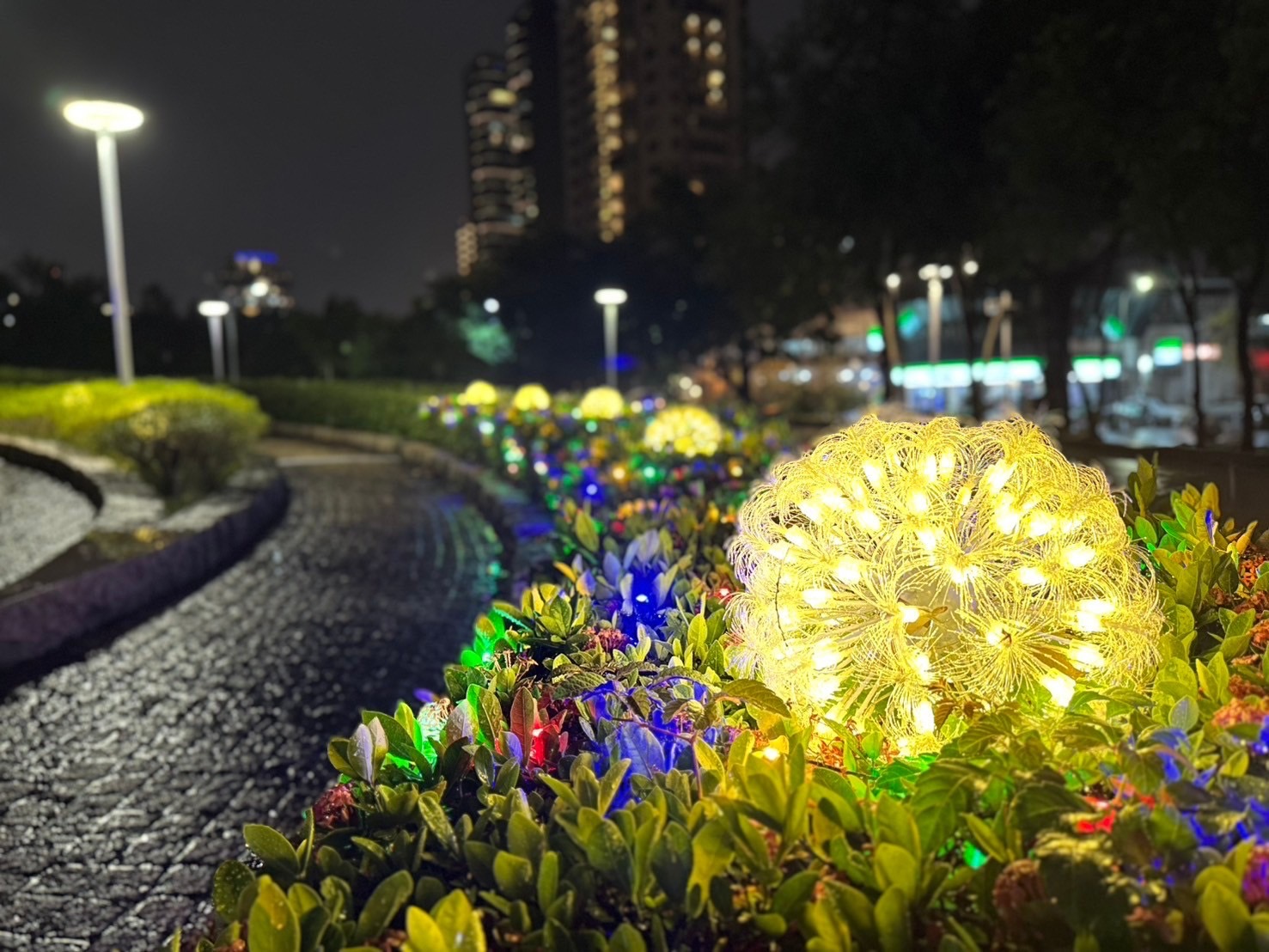 台中市全城亮起來！ 山海屯城公園綠地璀璨燈海亮相 - https://www.watchmedia01.com