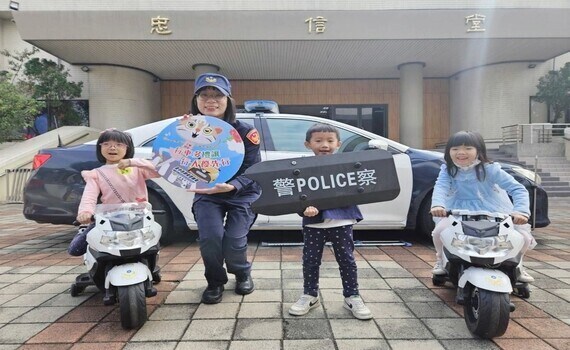交通安全觀念從小扎根　中市警辦理「小小警察體驗營」 - https://www.watchmedia01.com