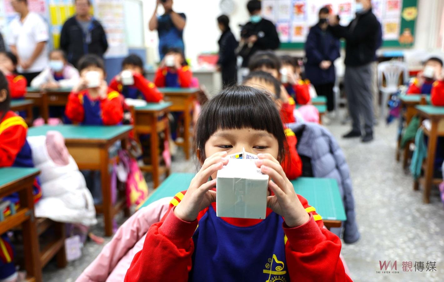 中央喊停鮮乳政策　雲林縣自籌經費力挺 學童健康不中斷 - https://www.watchmedia01.com