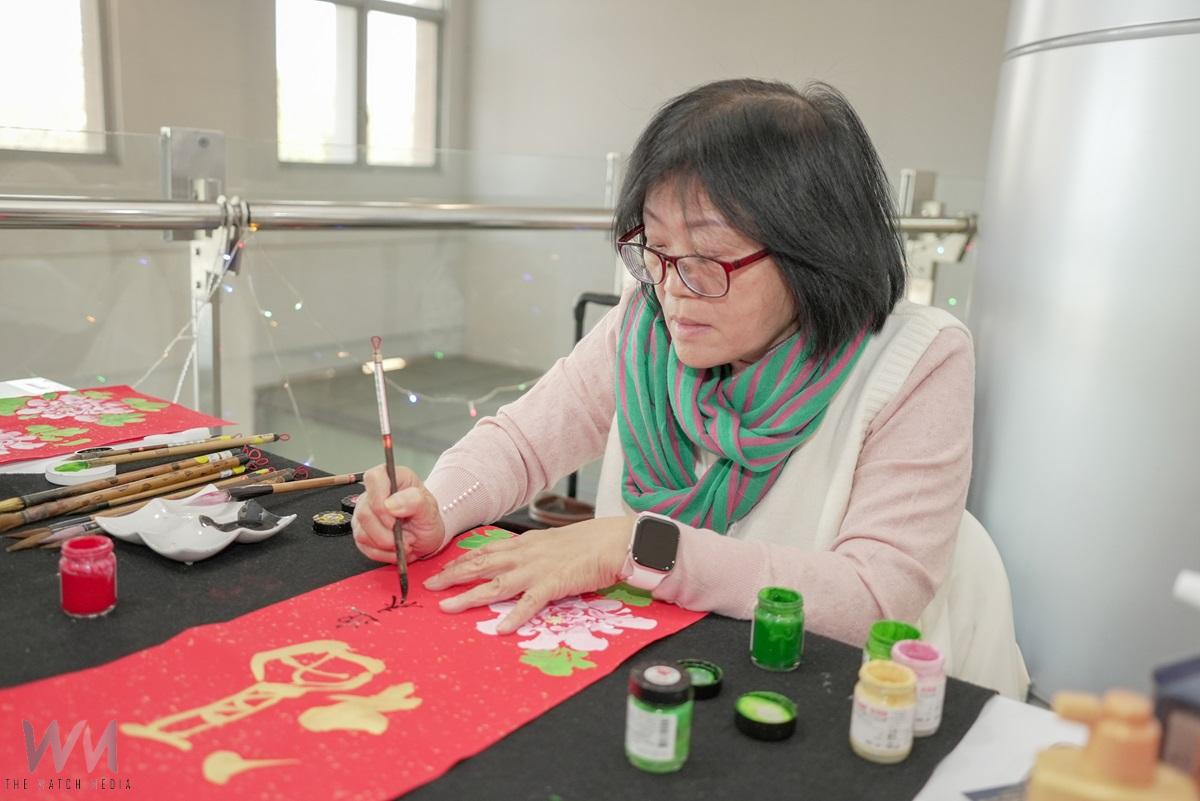 臺大醫院雲林分院攜手濁水溪書畫學會 春聯揮毫送祝福 - https://www.watchmedia01.com