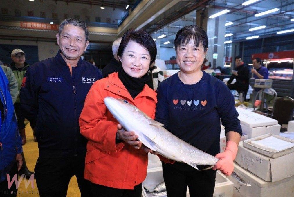 中市盧秀燕春節前視察魚市、果菜市場　關心供需加強調配量 - https://www.watchmedia01.com