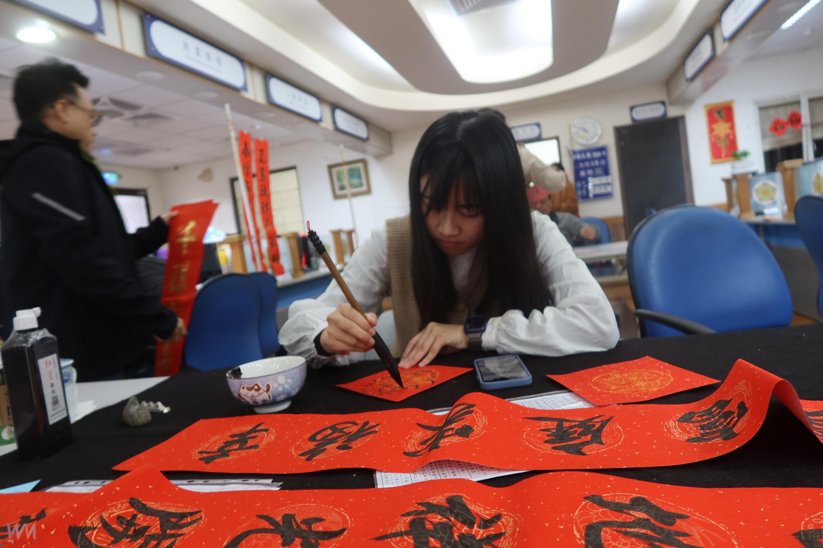 （有影片）／飄墨香！彰化榮民服務處舉辦春節揮毫　傳遞節慶溫暖 - https://www.watchmedia01.com