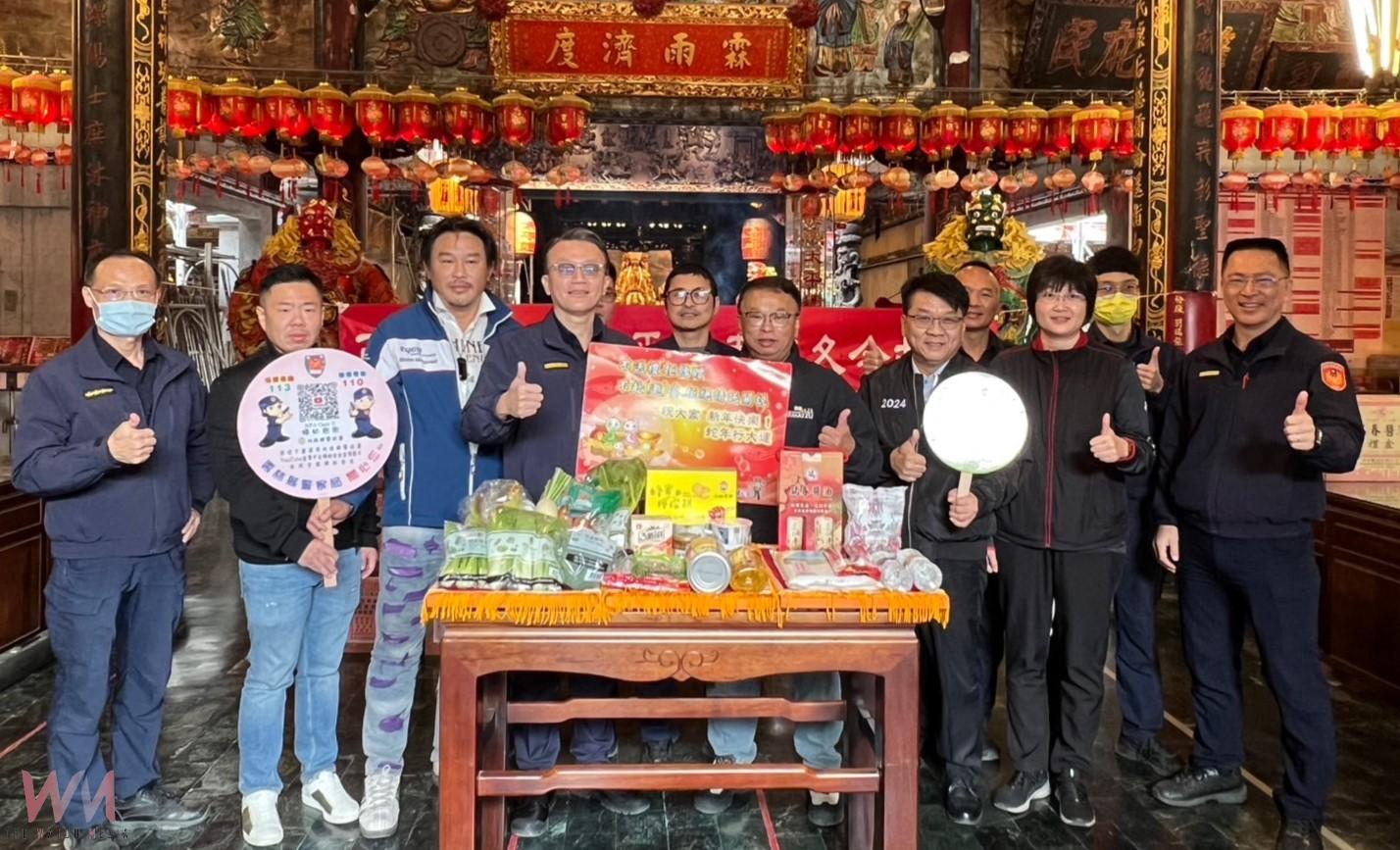 西螺警攜手福興宮寒冬送暖　救濟物資傳遞新年溫情 - https://www.watchmedia01.com