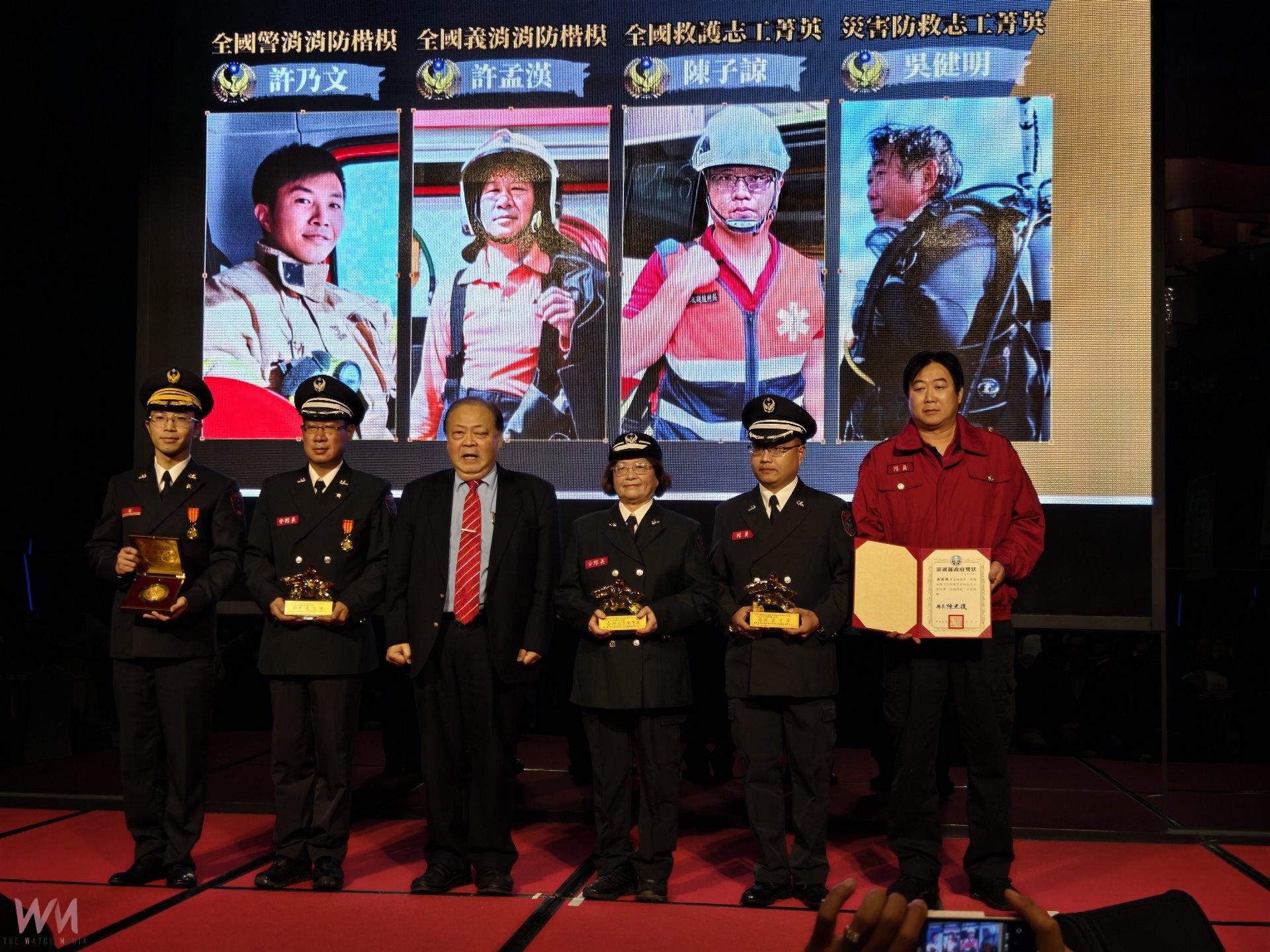 澎湖縣114年「119消防節慶祝大會」縣府表揚消防楷模,感謝全體同仁辛勞 - https://www.watchmedia01.com