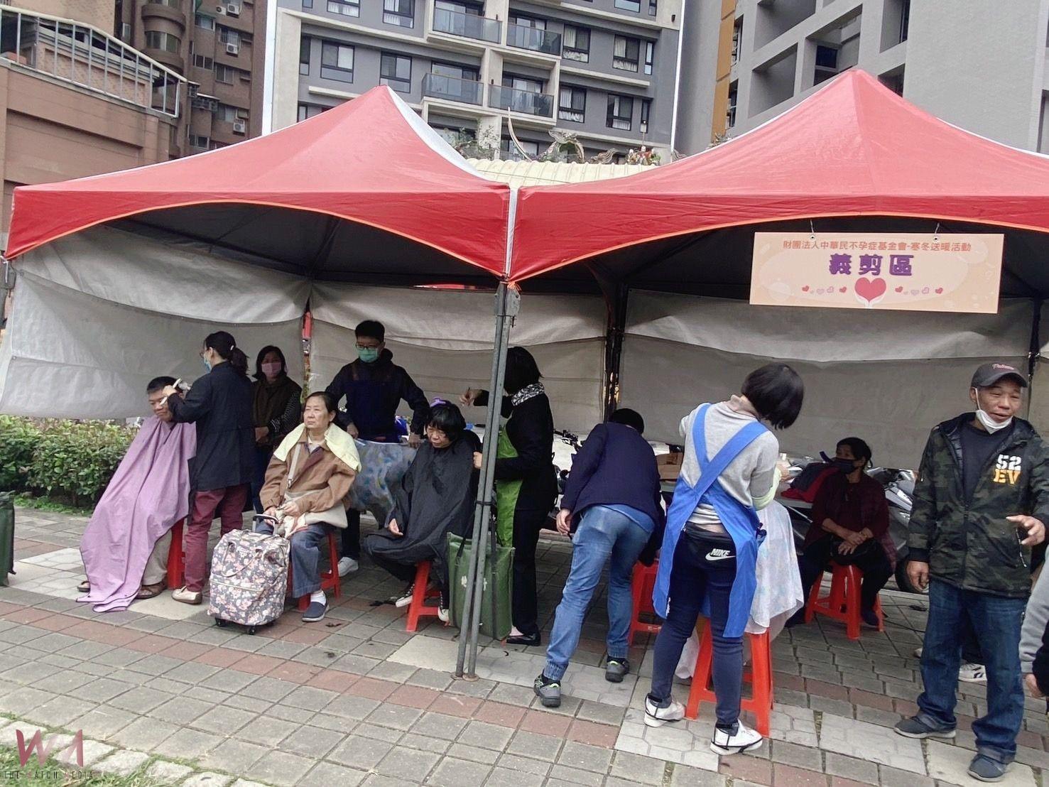 台中茂盛醫院寒冬送暖持續14年　關懷弱勢家庭溫馨過好年 - https://www.watchmedia01.com