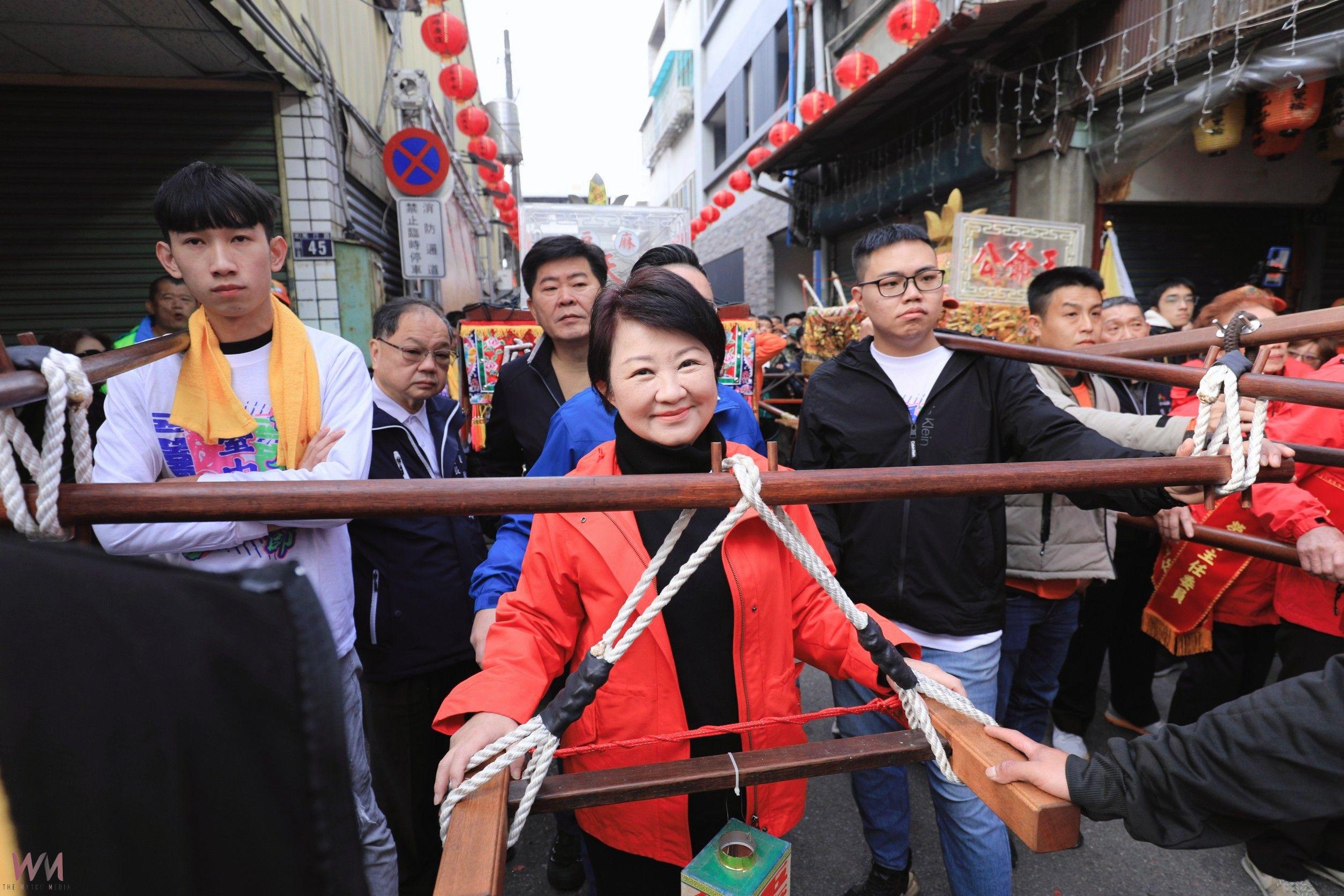 台中市保安宮75週年慶典遶境祈安　市長盧秀燕祈求市民幸福安康 - https://www.watchmedia01.com