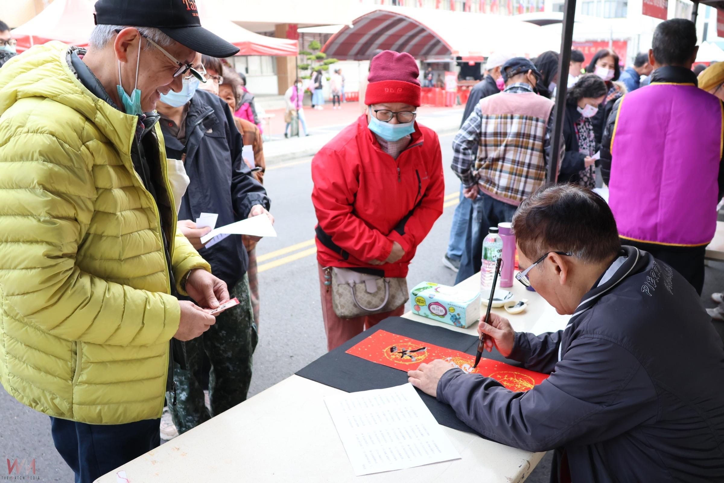 （有影片）／書法與祝福同在　員林市新春揮毫迎新春　市民熱情參與 - https://www.watchmedia01.com