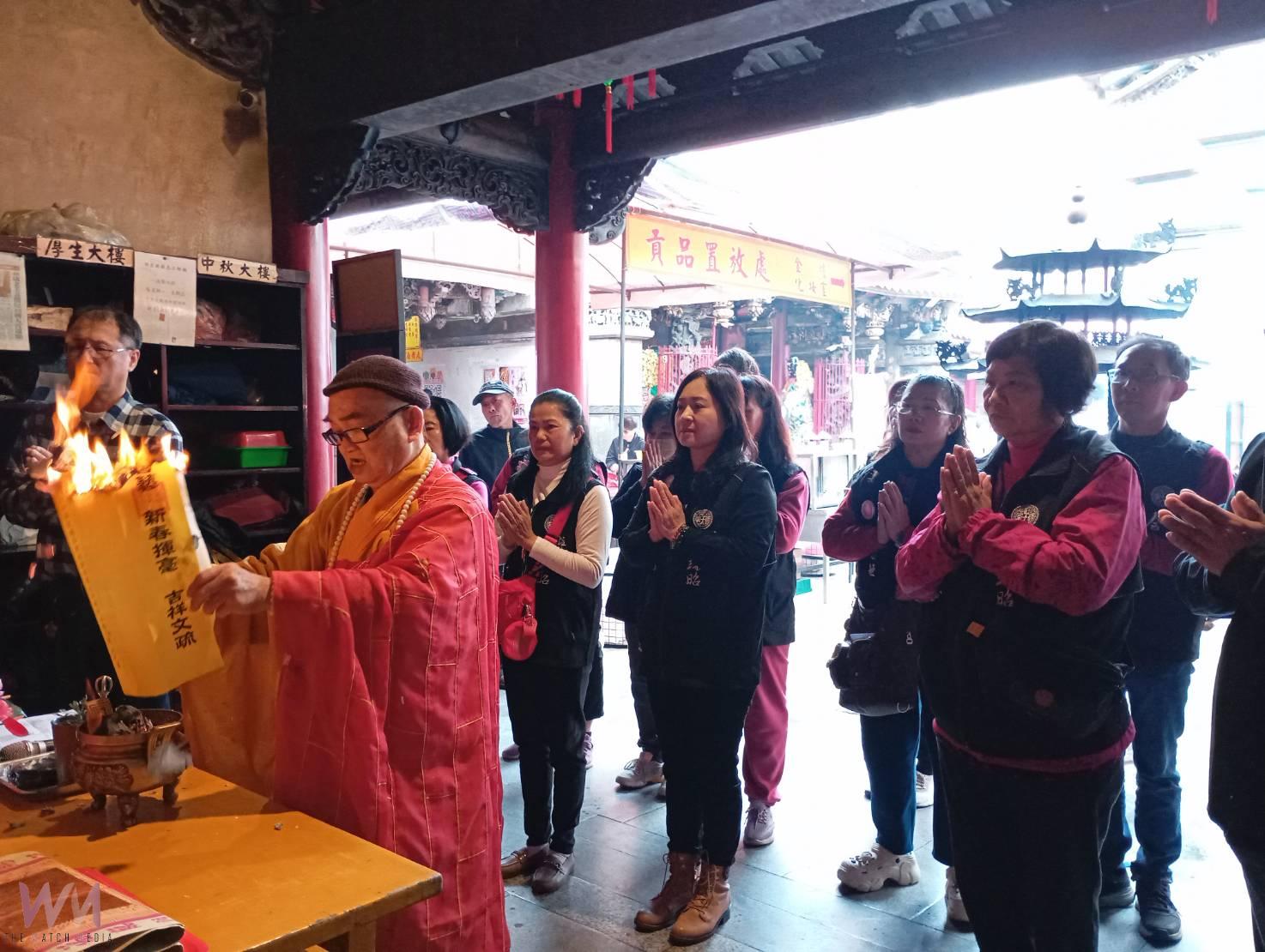 （有影片）／北港朝天宮金瑞昭註生娘娘轎班會【祢是阮ㄟ花蕊】新歌全球首發 暨書藝名師揮毫贈春聯迎新春 - https://www.watchmedia01.com