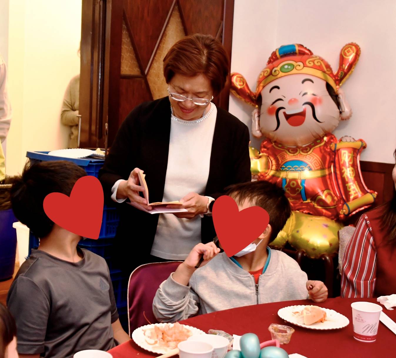 農曆年將至　縣長媽媽親自圍爐送祝福　愛與溫暖溢滿彰化官邸 - https://www.watchmedia01.com