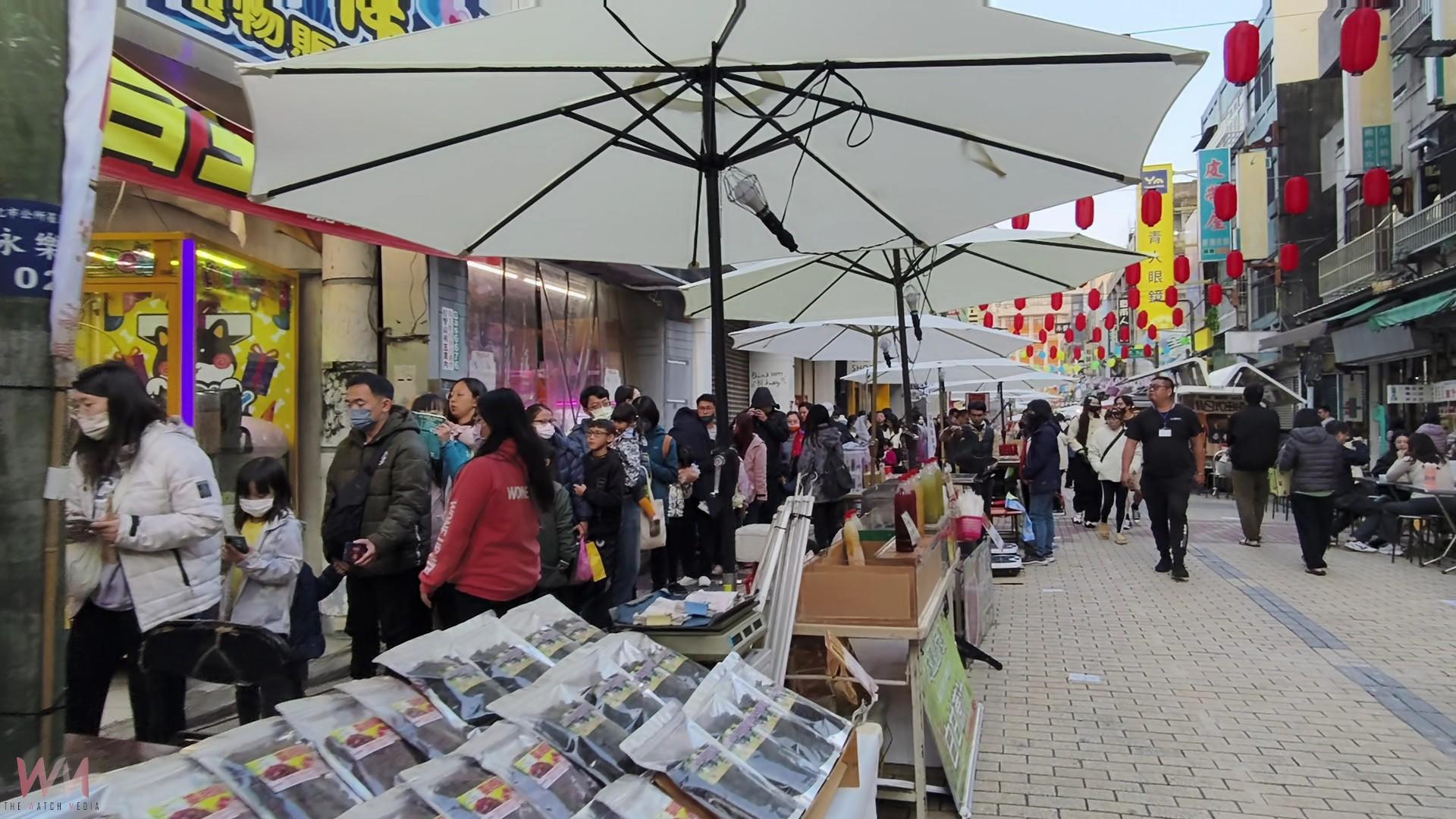 (有影片)/亮點彰化城!彰化市春節市集開幕 燈飾與市集熱鬧無比 - https://www.watchmedia01.com