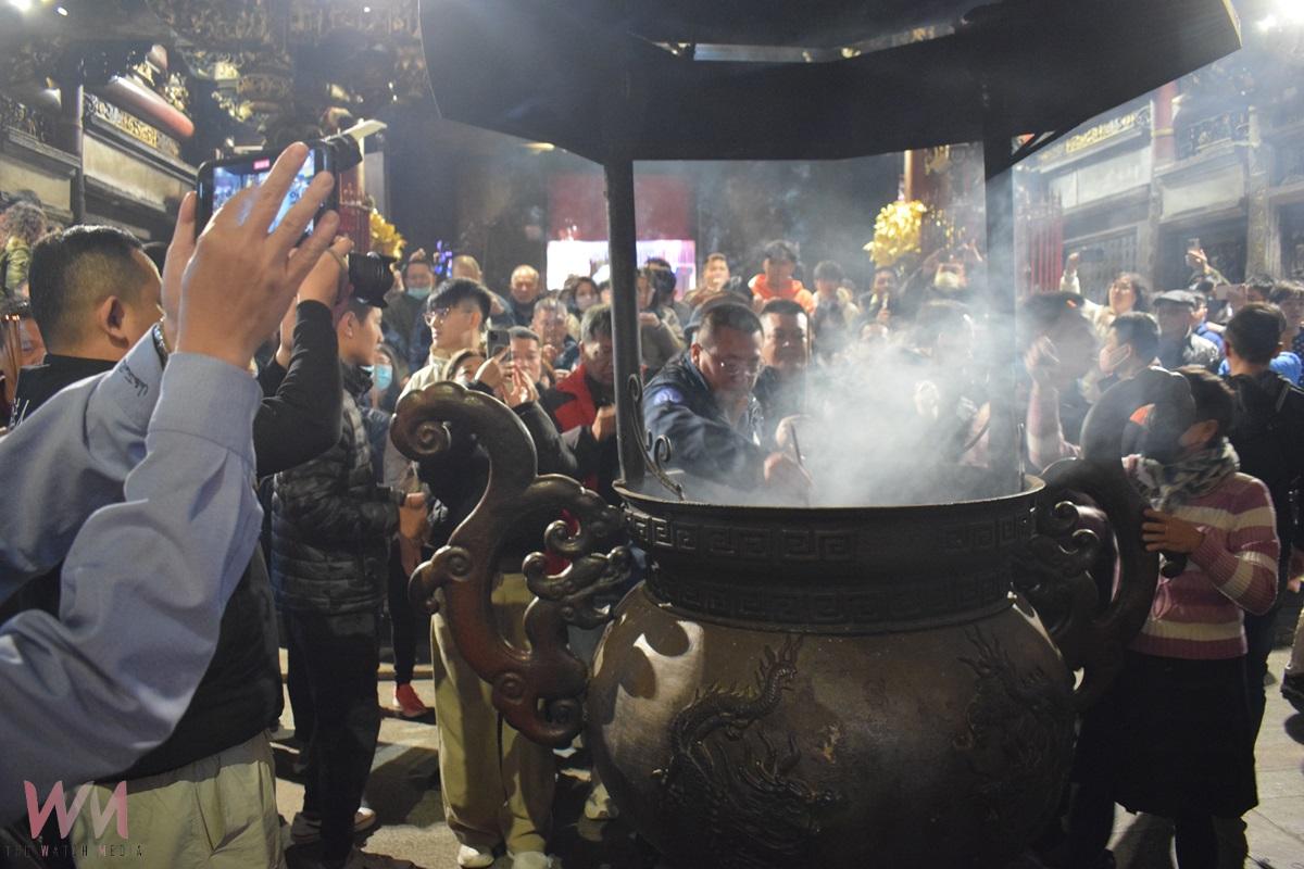 北港朝天宮開廟門迎新年 送福袋抽黃金媽祖 - https://www.watchmedia01.com