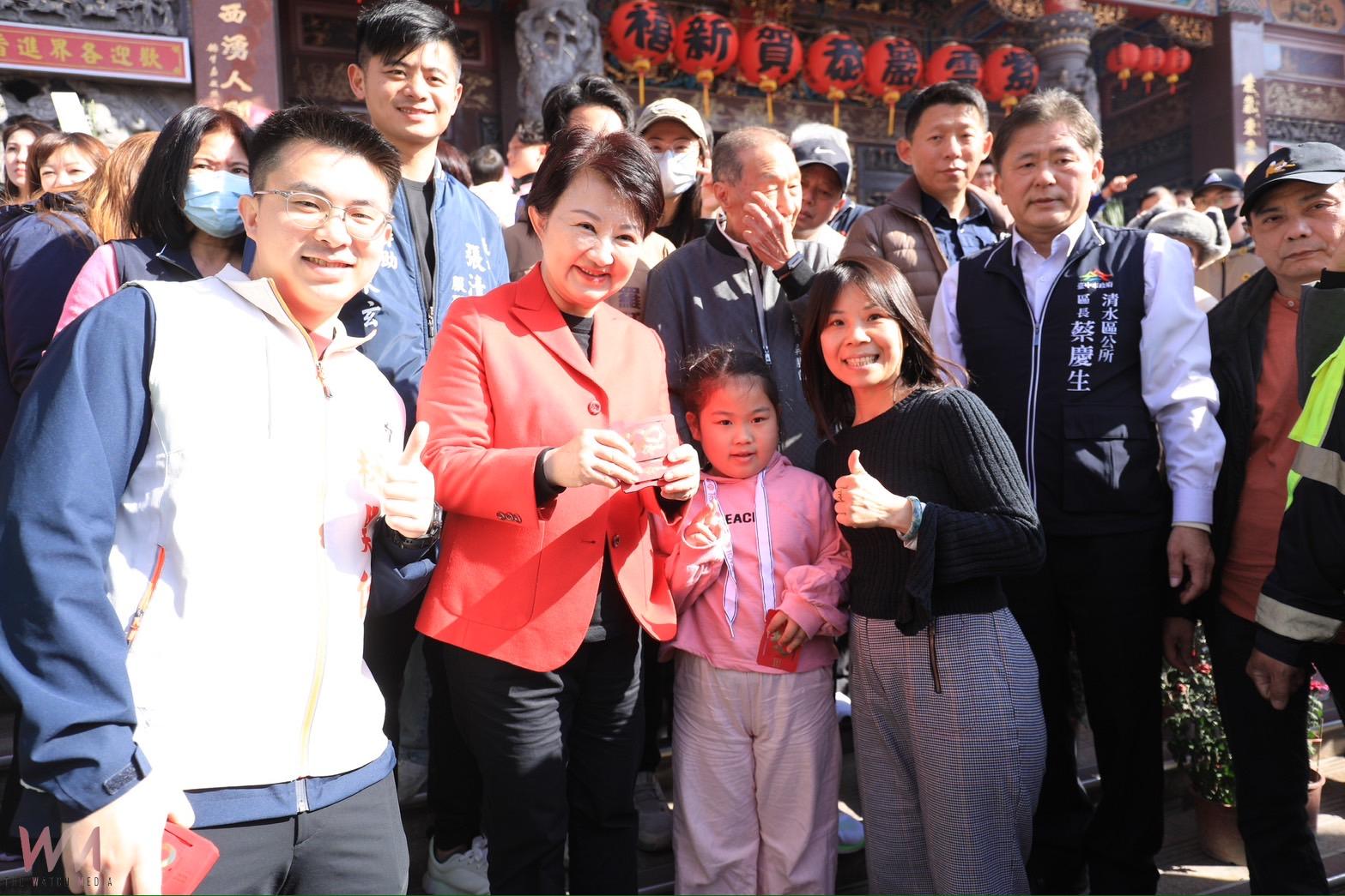 市長盧秀燕大年初一海線兩宮廟發紅包　期許台中持續蛻變與茁壯、更加幸福快樂 - https://www.watchmedia01.com