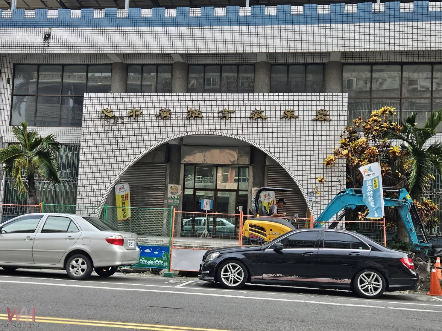 員永村社大再爆大砍教師鐘點費 優質教師不甘淪為打工仔相繼罷教 - https://www.watchmedia01.com