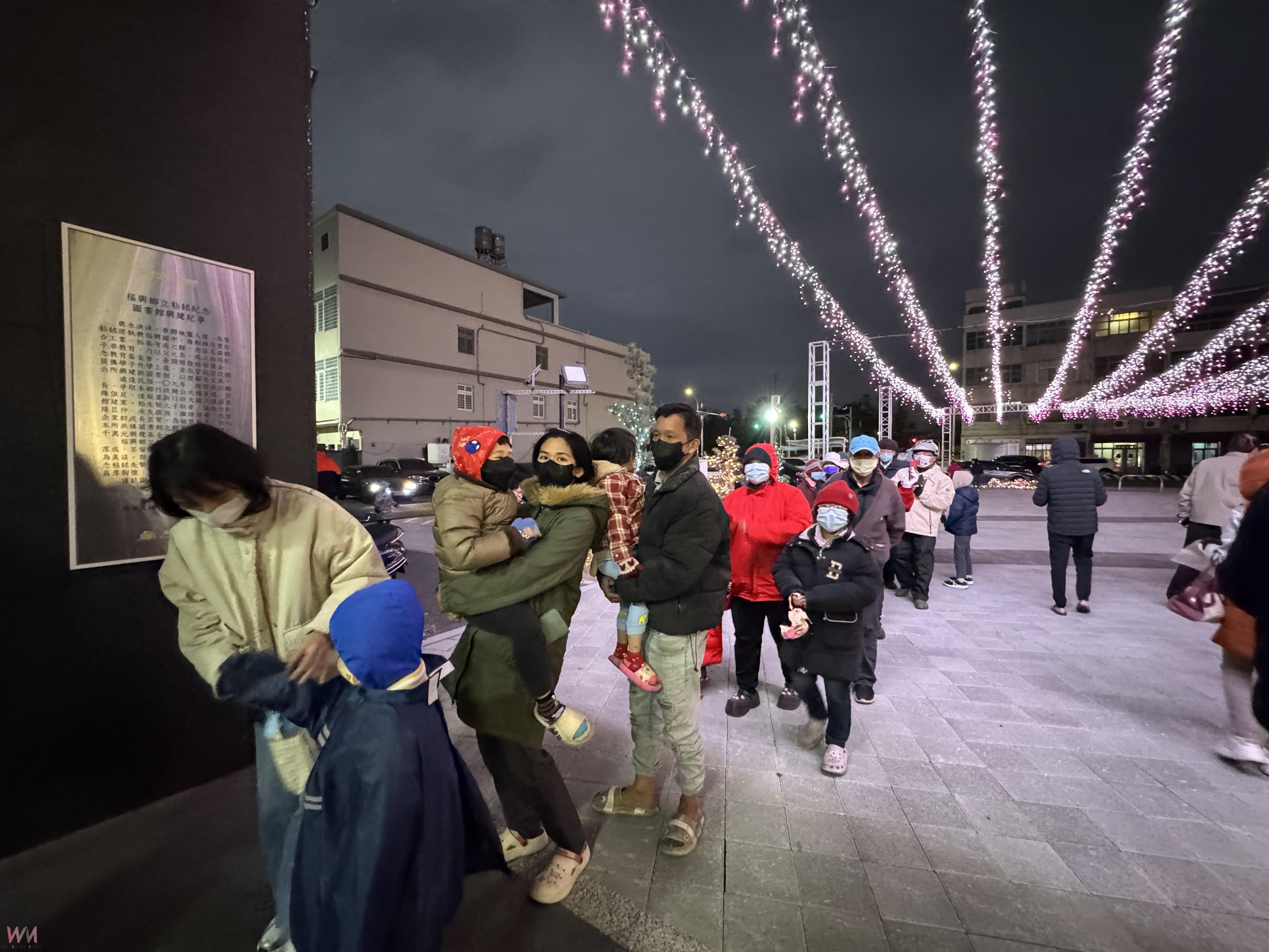 福興「牛奶蛇」燈光閃耀　福興公所點燈儀式　照亮元宵夜空 - https://www.watchmedia01.com