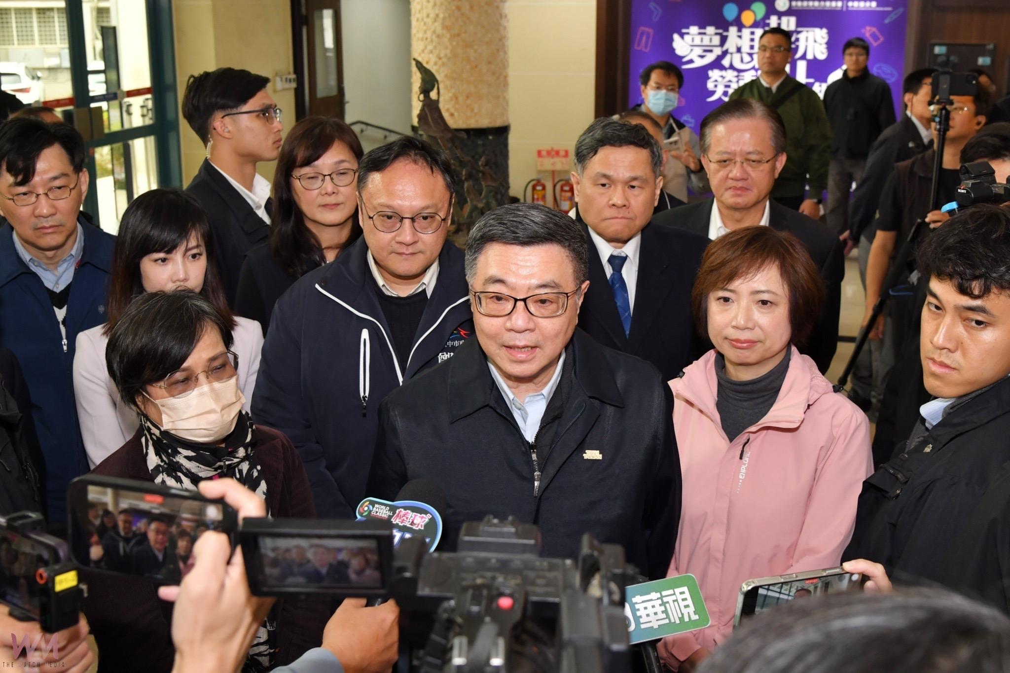 行政院長卓榮泰聽取新光三越爆炸案簡報　中市府感謝中央關心協助 - https://www.watchmedia01.com