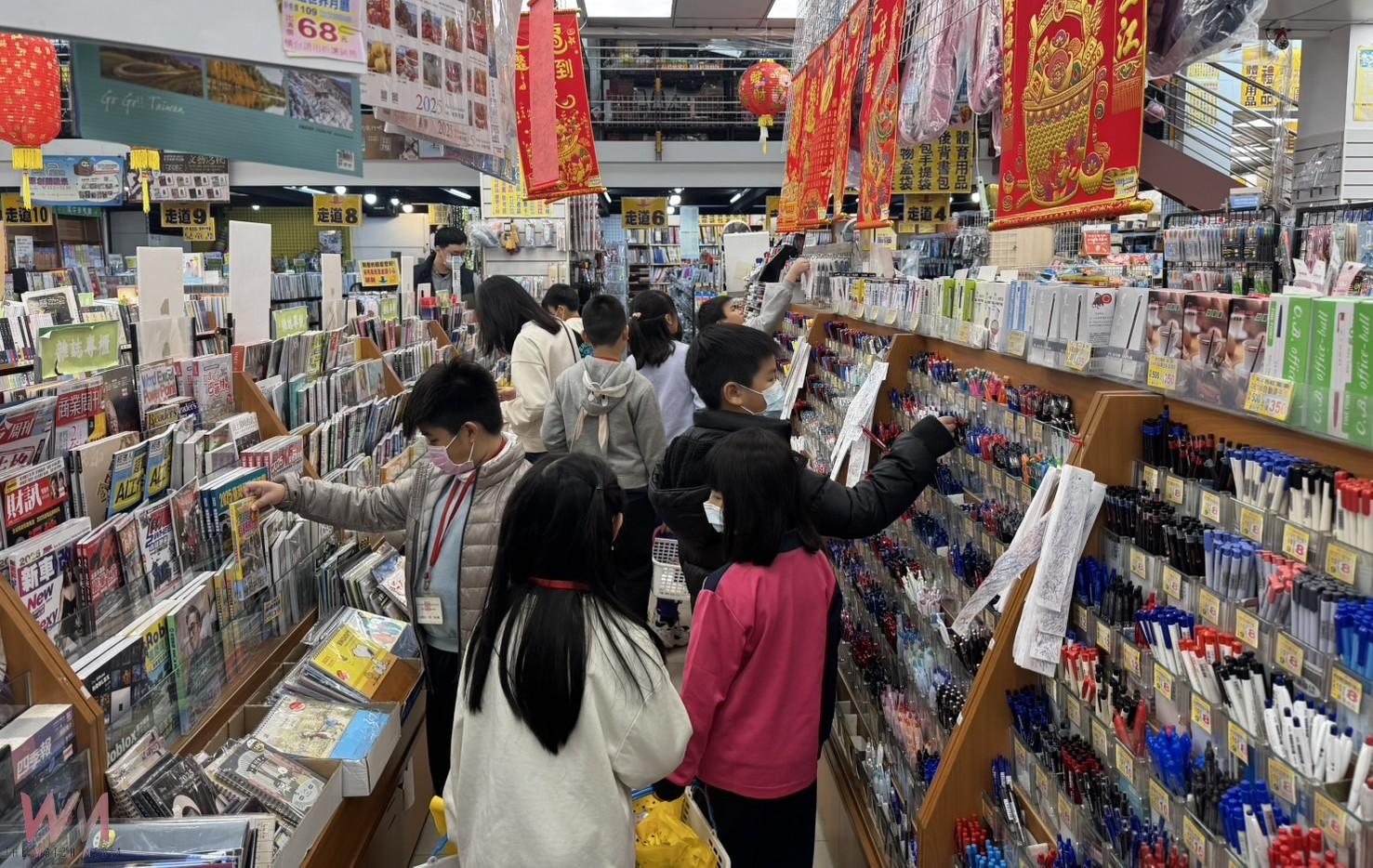 同濟會攜手立委劉建國送愛心　購買文具助學童快樂迎開學 - https://www.watchmedia01.com