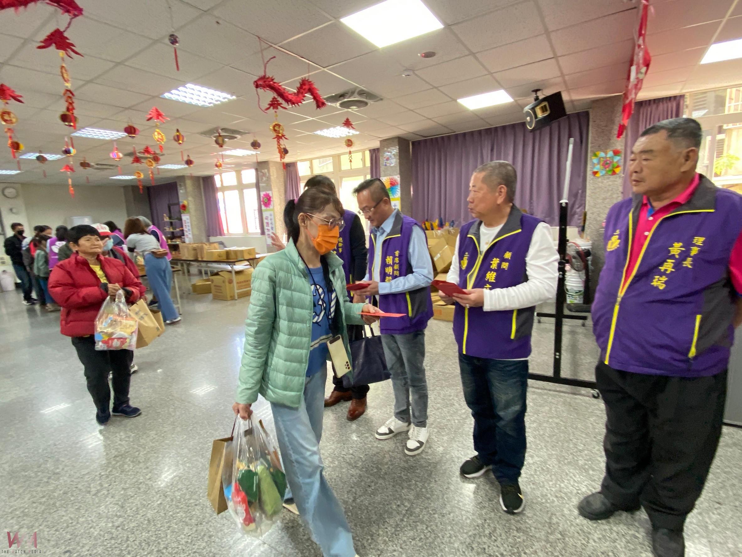 （有影片）／溫情一餐　街友感恩滿滿　毅起關懷街友宴-溫暖員林弱勢家庭 - https://www.watchmedia01.com
