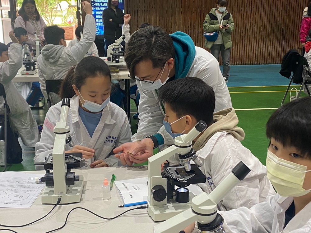 提升學生自然科學實作能力 桃園舉辦科學實驗操作課程 - https://www.watchmedia01.com