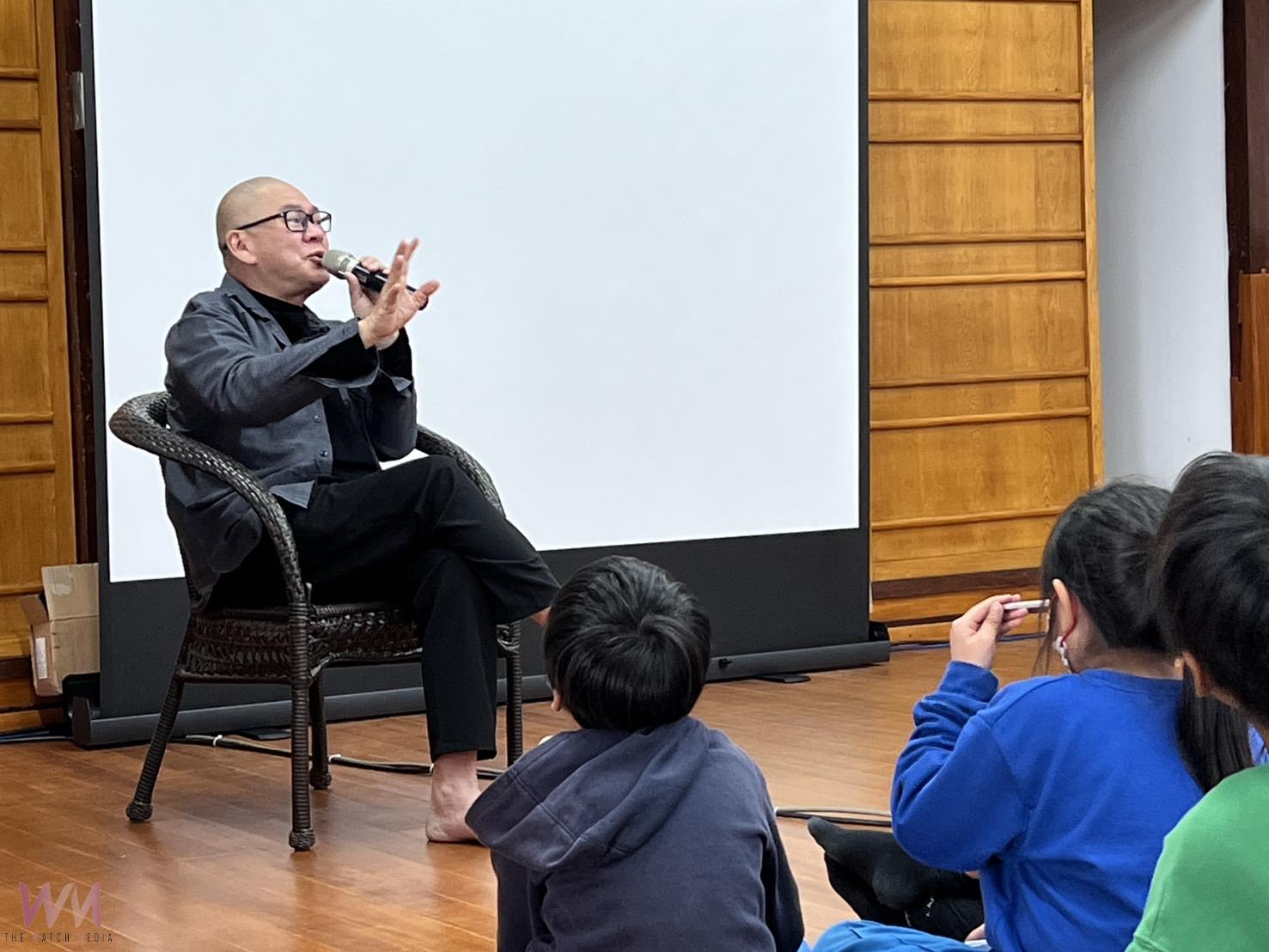 校園變身電影藝術殿堂 名導蔡明亮與龍田國小師生共賞摩登時代 - https://www.watchmedia01.com