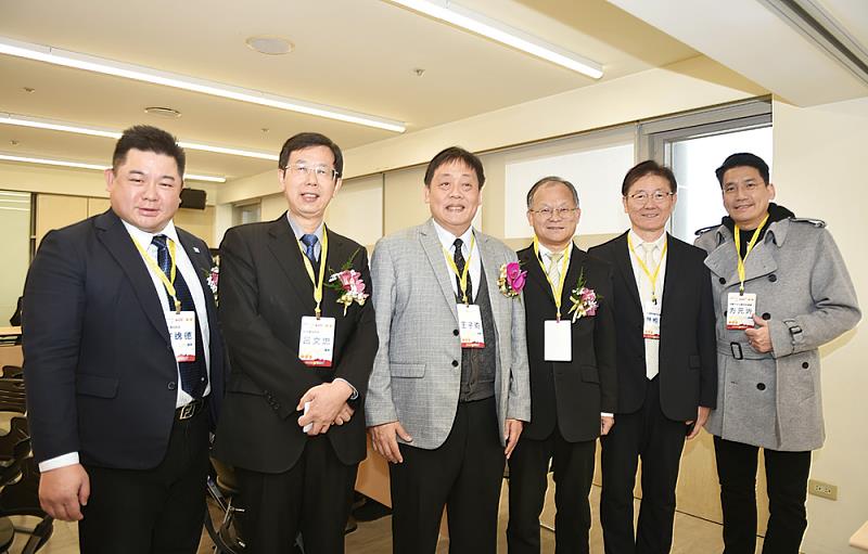 中國文化大學63周年校慶 傑出校友橫跨五大領域 - https://www.watchmedia01.com