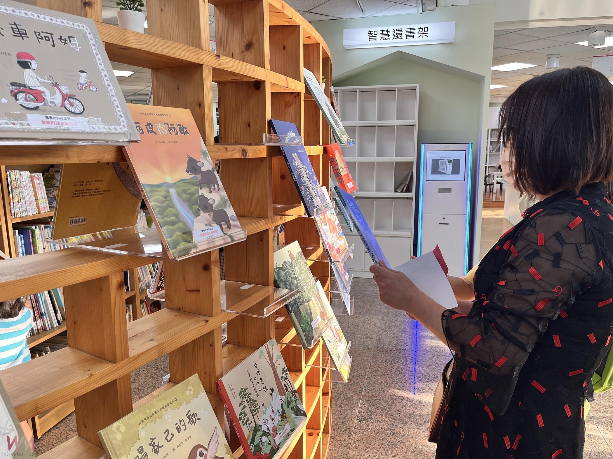 世賢圖書館優化　引進智慧還書架與24小時預約取書服務 - https://www.watchmedia01.com