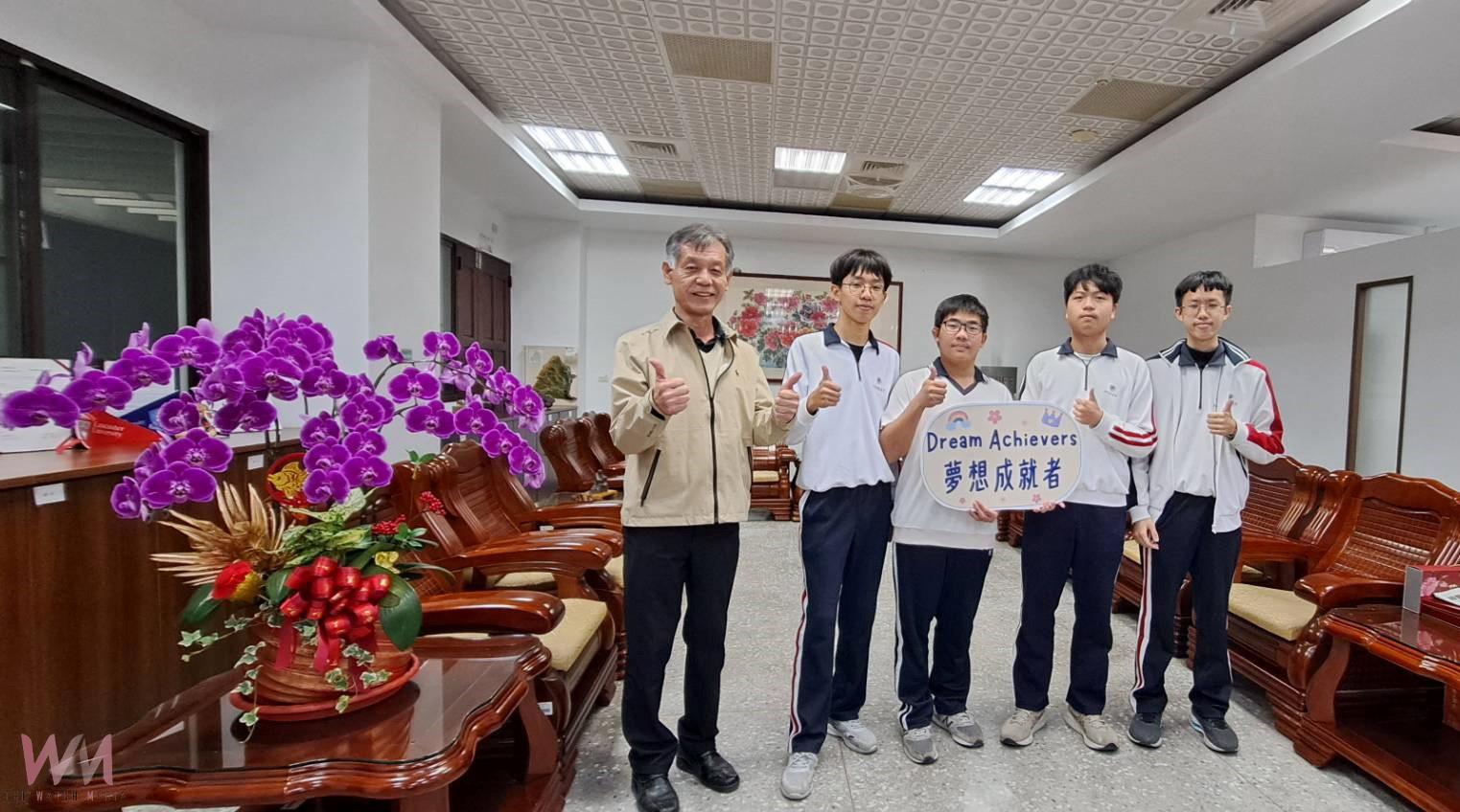 114年大學學測成績持續亮眼 精誠中學應屆畢業生奔向頂大之路 - https://www.watchmedia01.com