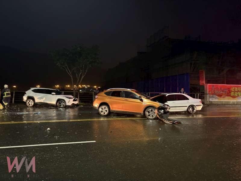 轉彎不慎衝入對向車道波及兩車 兩駕駛送醫 - https://www.watchmedia01.com
