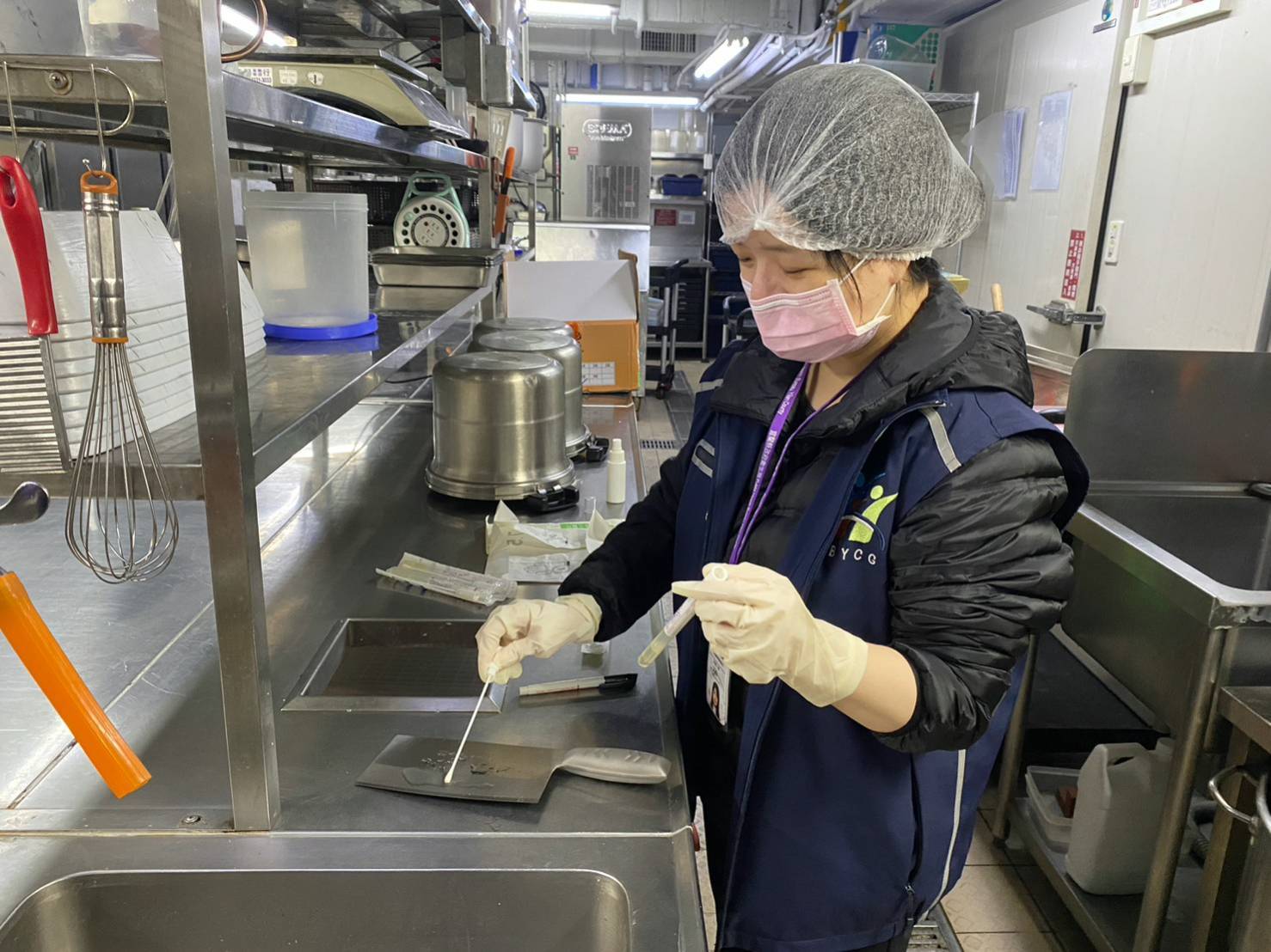 網路社群反映及醫院通報疑似食品中毒事件 宜縣衛生局稽查火鍋店 - https://www.watchmedia01.com