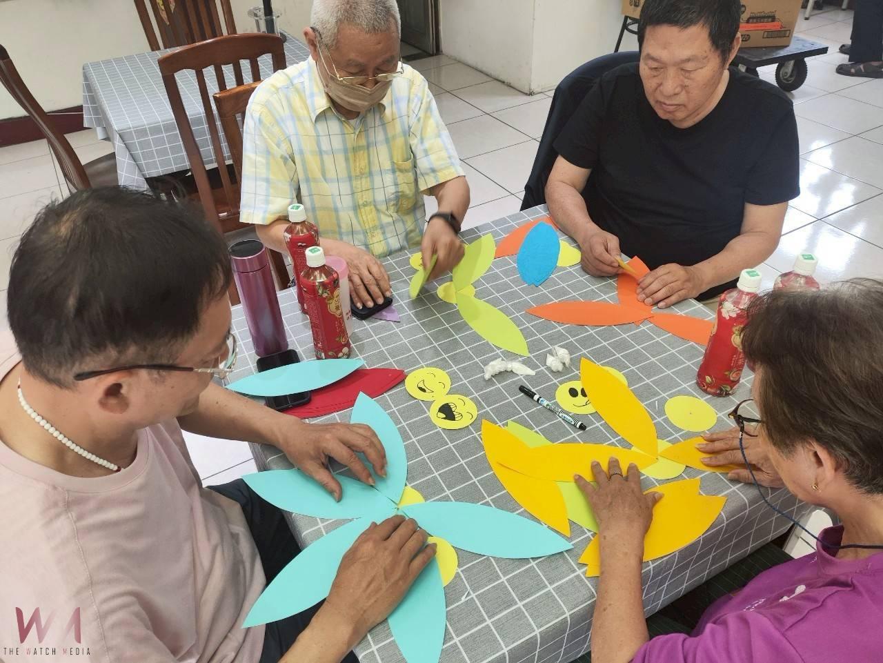（有影片）／心花朵朵笑顏開　彰化榮家紙藝創作迎春　長輩樂在手作 - https://www.watchmedia01.com