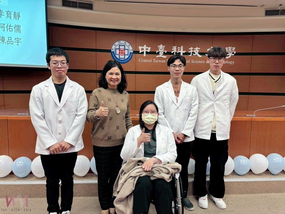展現醫影卓越技術 中臺科大醫放系授袍典禮 傳承專業精神 - https://www.watchmedia01.com