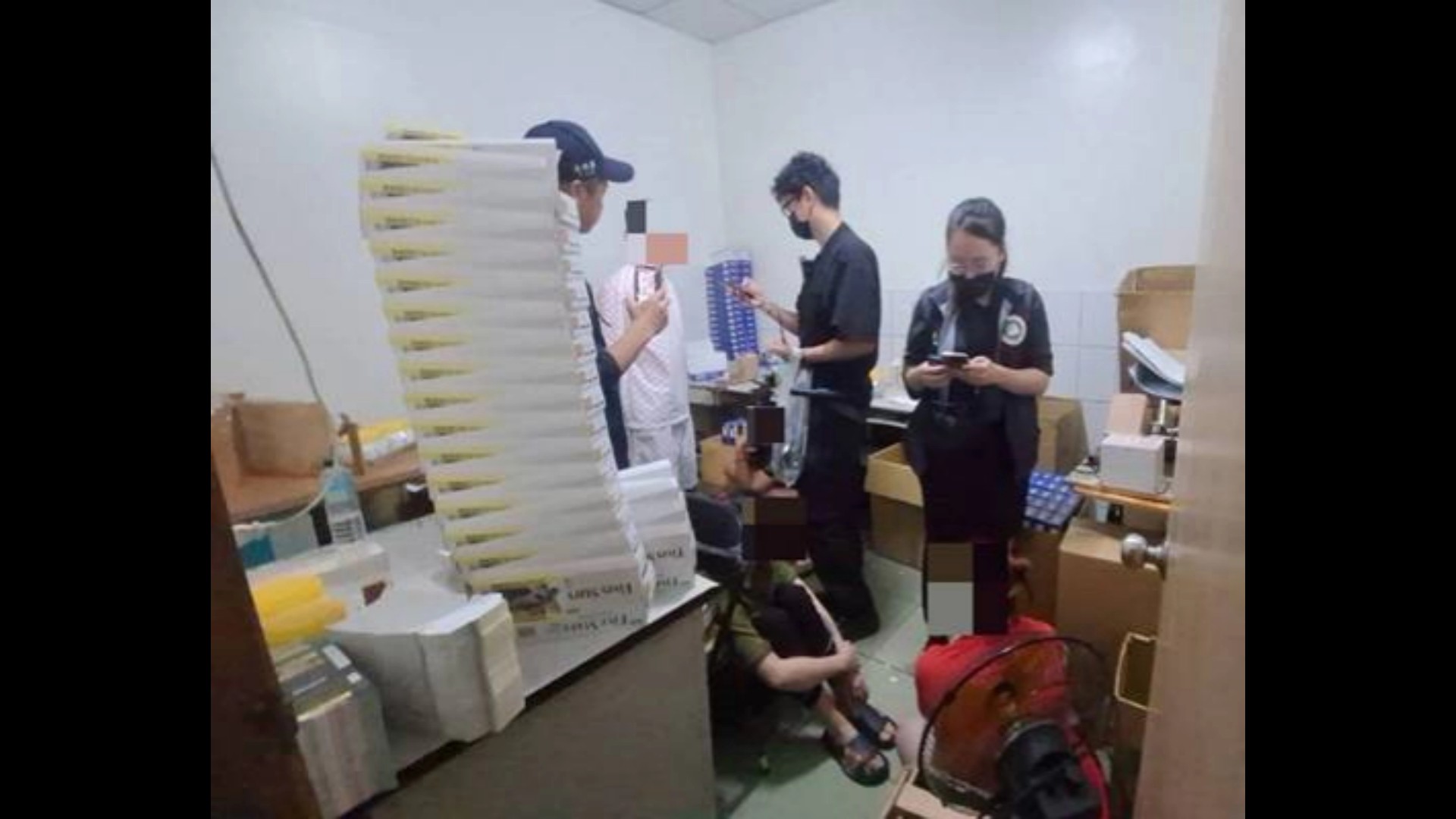 （有影片）／移民署破獲非法菸品工廠　彰化移工情感掙扎中被捕 - https://www.watchmedia01.com