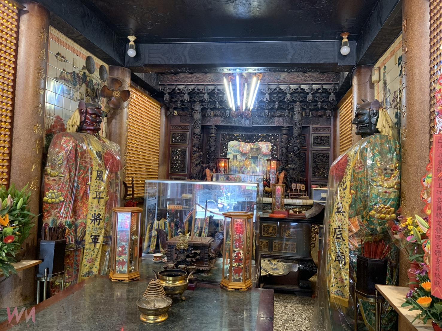 太眼熟！土地公變網紅？神像撞臉川普、顏清標爆紅網路 - https://www.watchmedia01.com