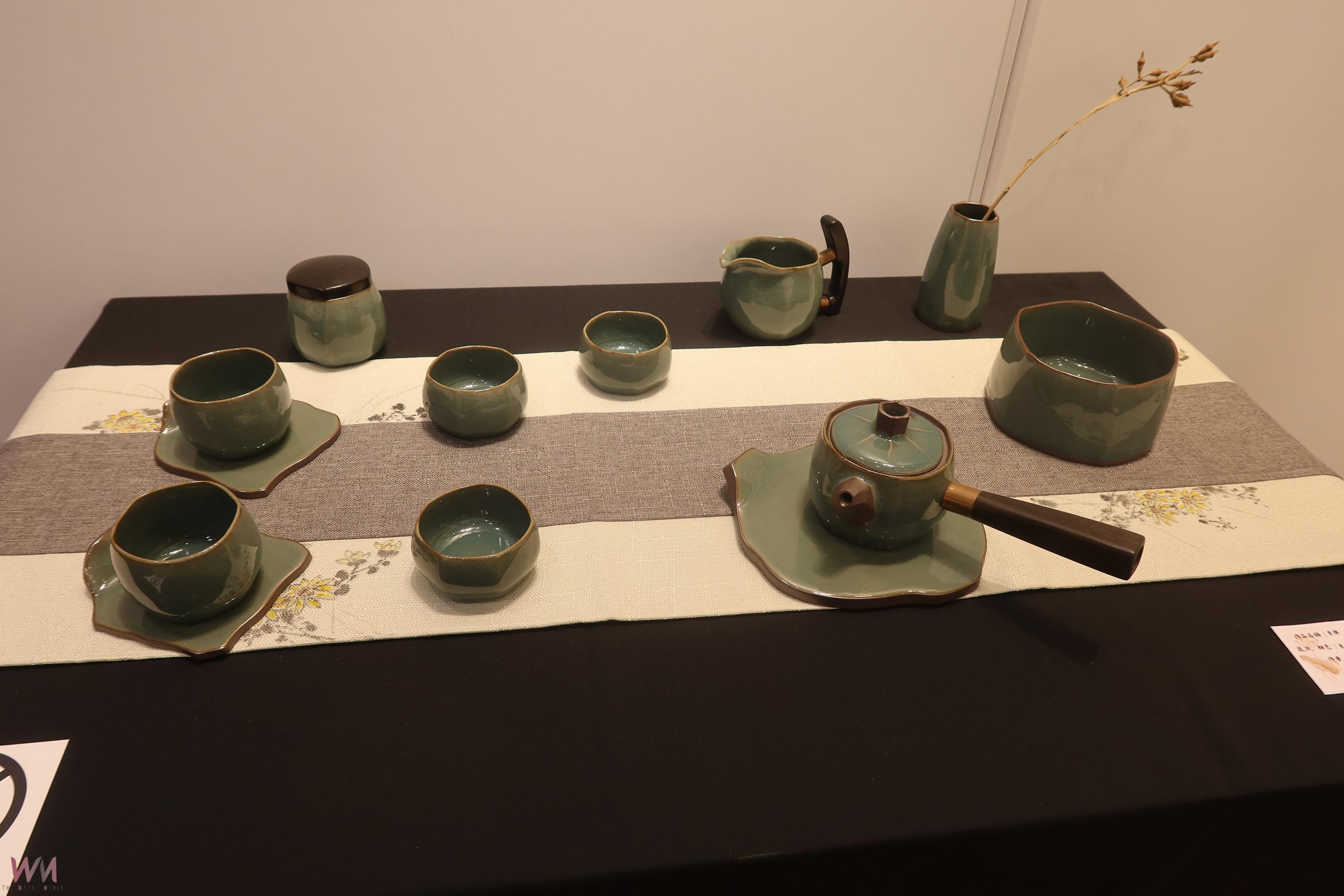 （有影片）／傳統與創新交融　羅氏父子陶瓷聯展登場　展現釉火間的藝術對話 - https://www.watchmedia01.com